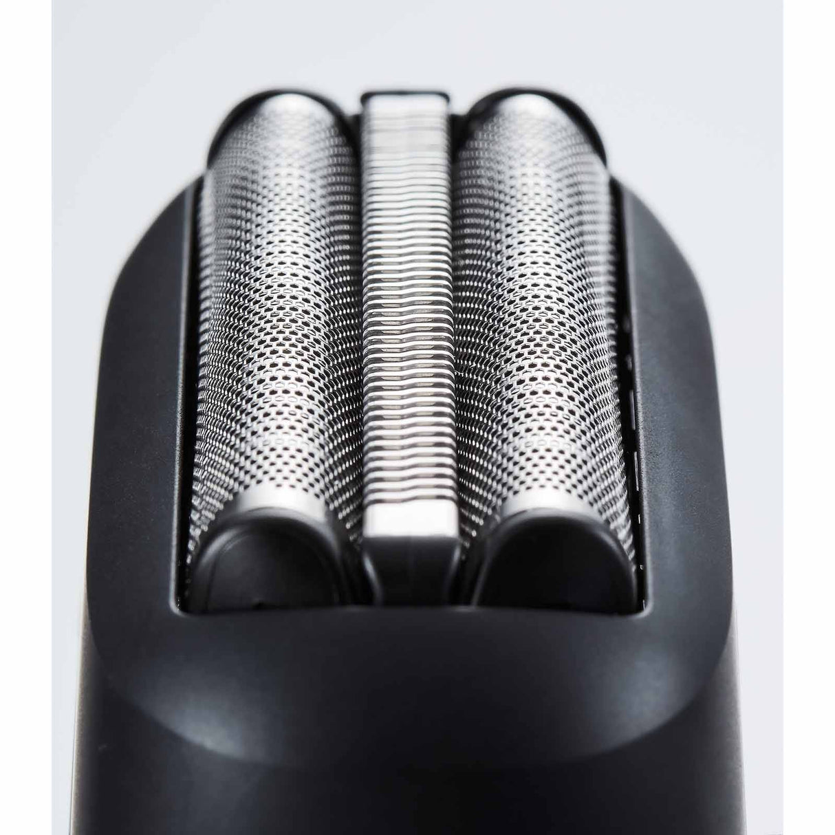 Panasonic ES-CM3A 3-Blade Palm-Sized Wet and Dry Rechargeable Shaver with USB C charging