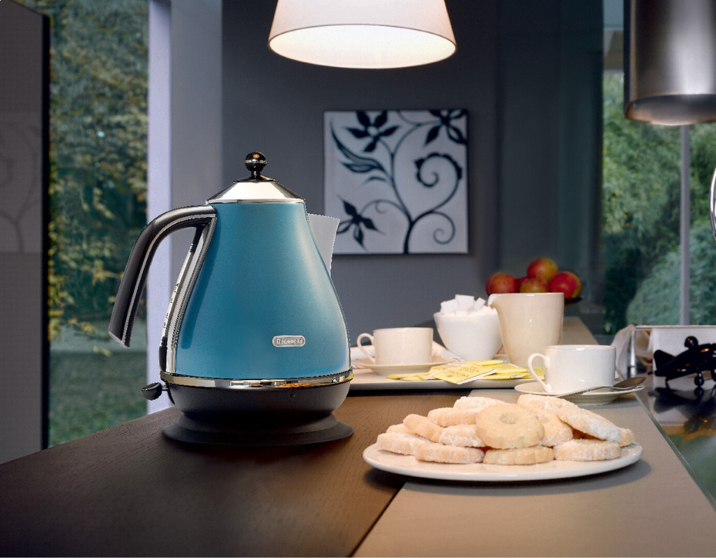 Delonghi KBO2001 Icona Kettle 1.7L