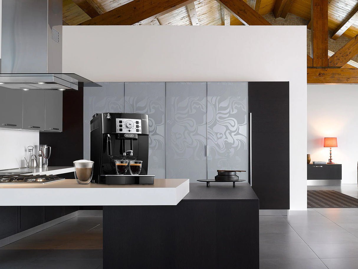 Delonghi ECAM22.110.B Magnifica S Black - Fully Automatic Coffee Machines
