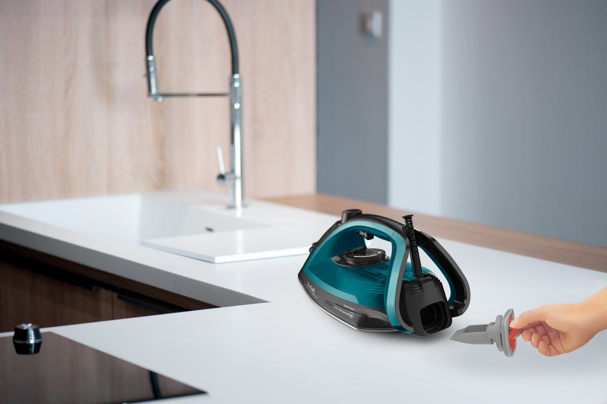 Tefal FV6832 Steam Iron Ultragliss Plus 2800W