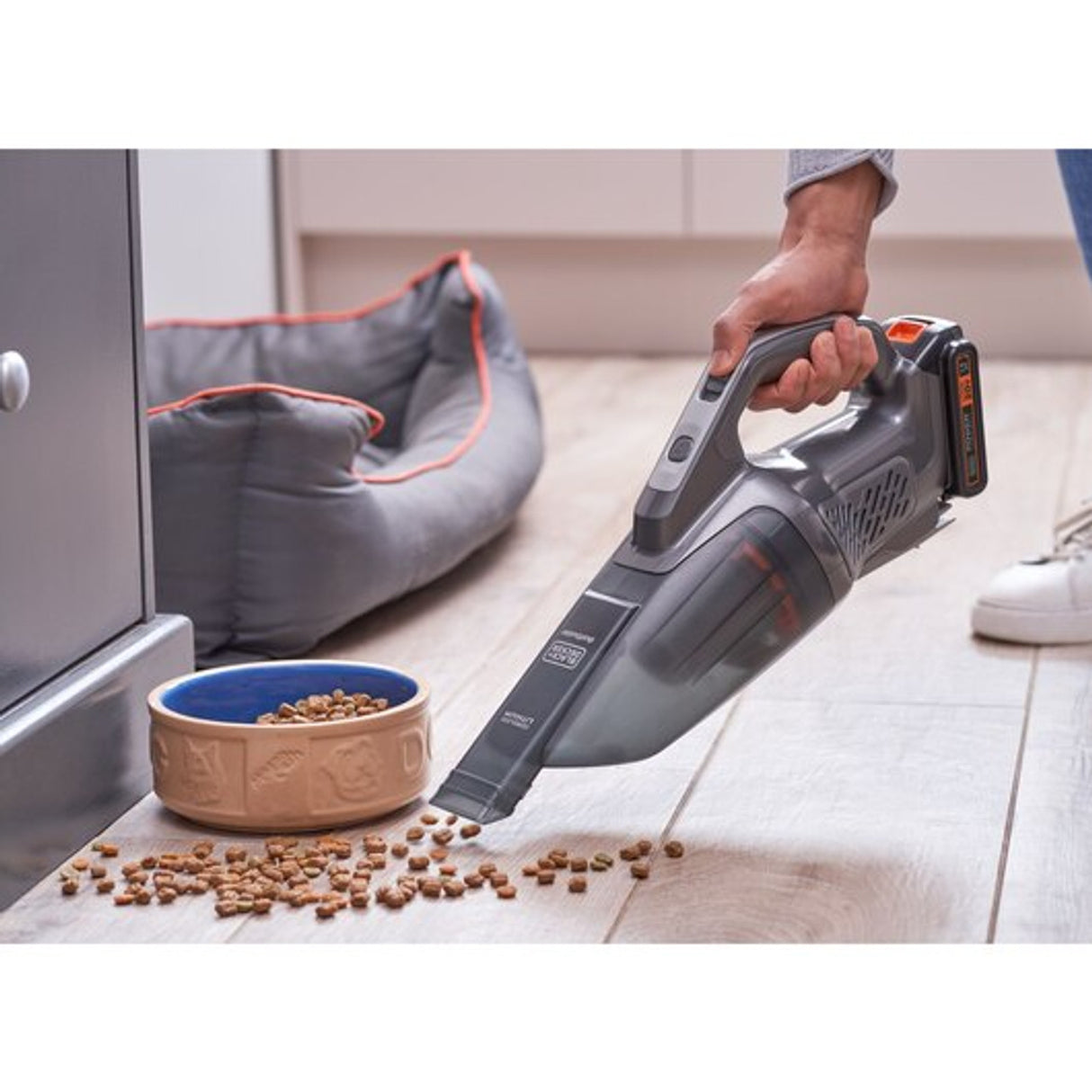 Black & Decker BCHV001D1E 20V Max Power Connect Dustbuster