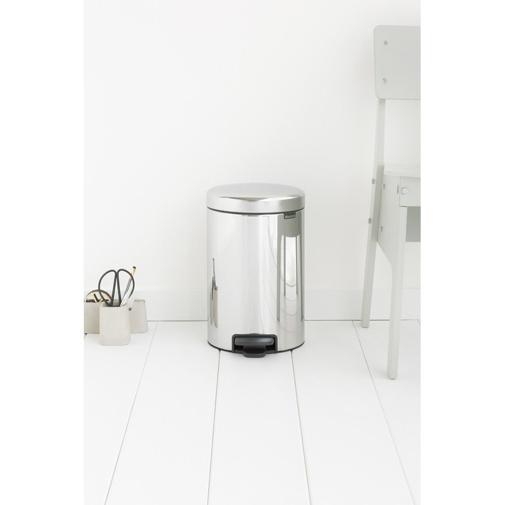 Brabantia BBT 113581 Pedal Bin NEWICON 12L Soft Closing - Brilliant Steel