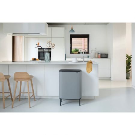 Brabantia BBT 130663 Bo Touch Bin Hi with 2 Inner Bucket, 2 x 30 Litres - Mineral Concrete Grey