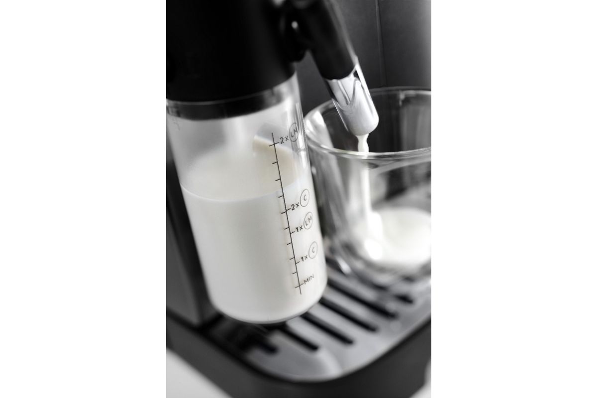 Delonghi ECAM290.81.TB Magnifica Evo Fully Automatic Coffee Machines