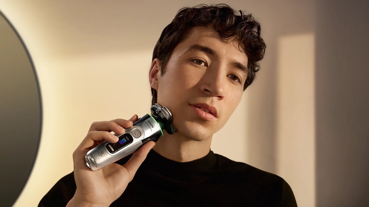 Philips XP9404/26 | XP9404 Wet & Dry Electric Shaver with SkinIQ Pro i9000 Prestige Ultra