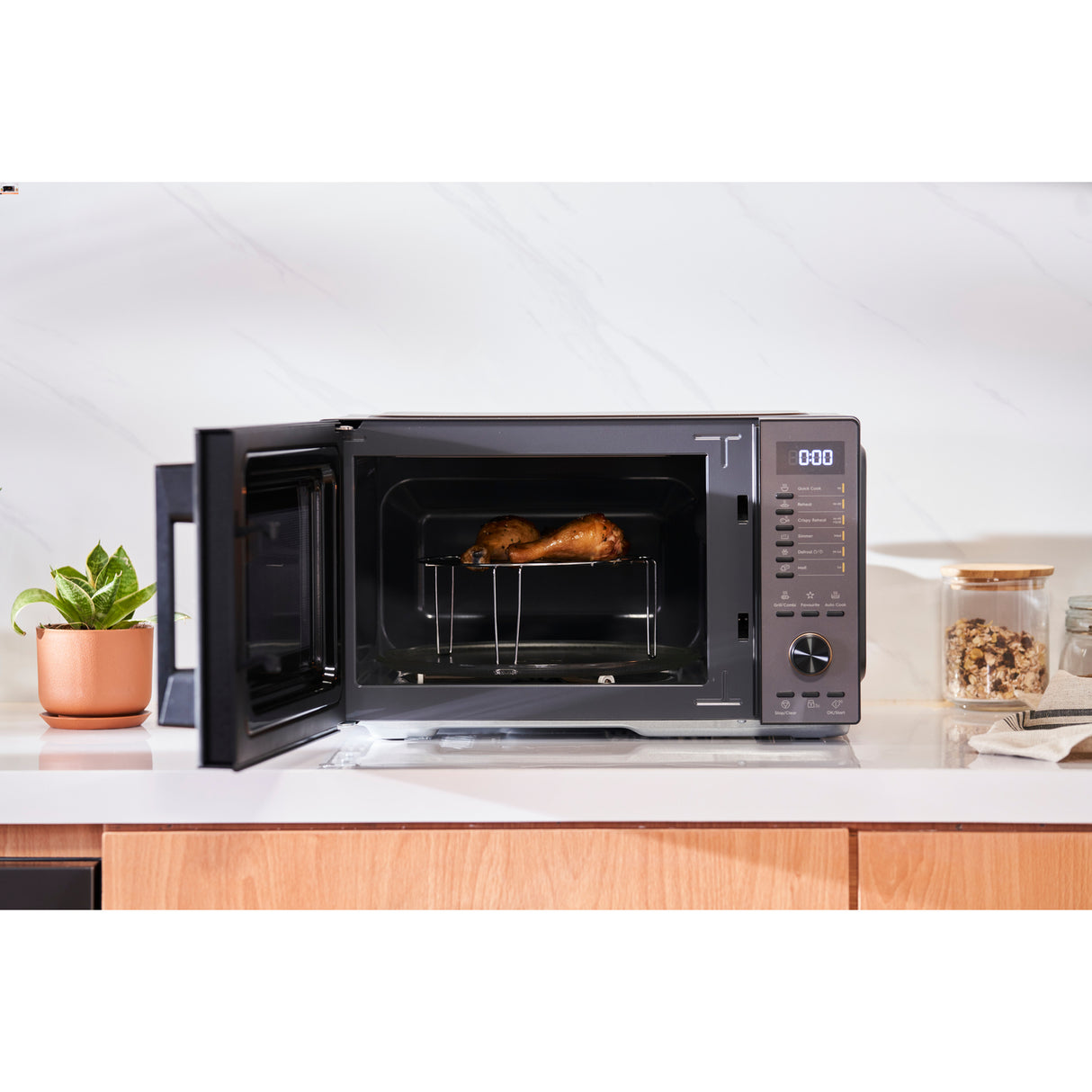 Electrolux EMG25D22BM CombiGrill Microwave Oven 25L